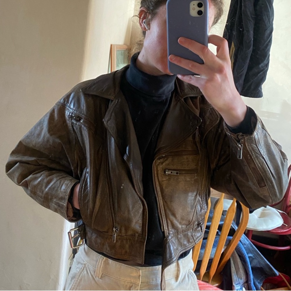 Vintage Cropped Brown Leather Jacket